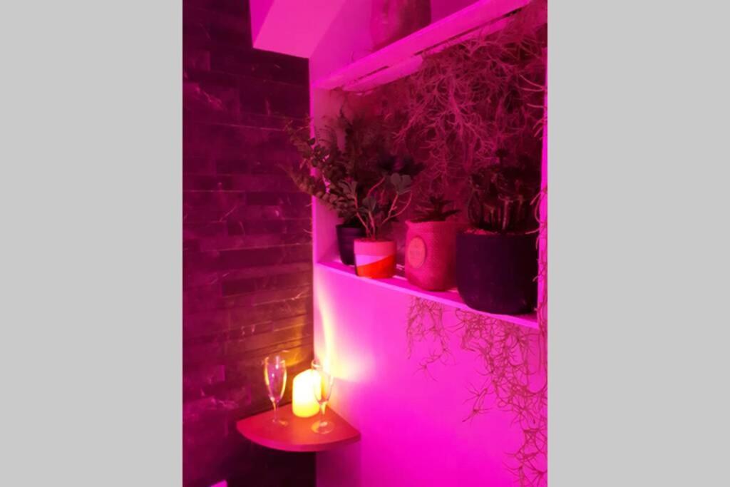 Spa Privatif Love Room, Le Hammam Et Bulles, Chez Nuits Chartraines 샤르트르 외부 사진