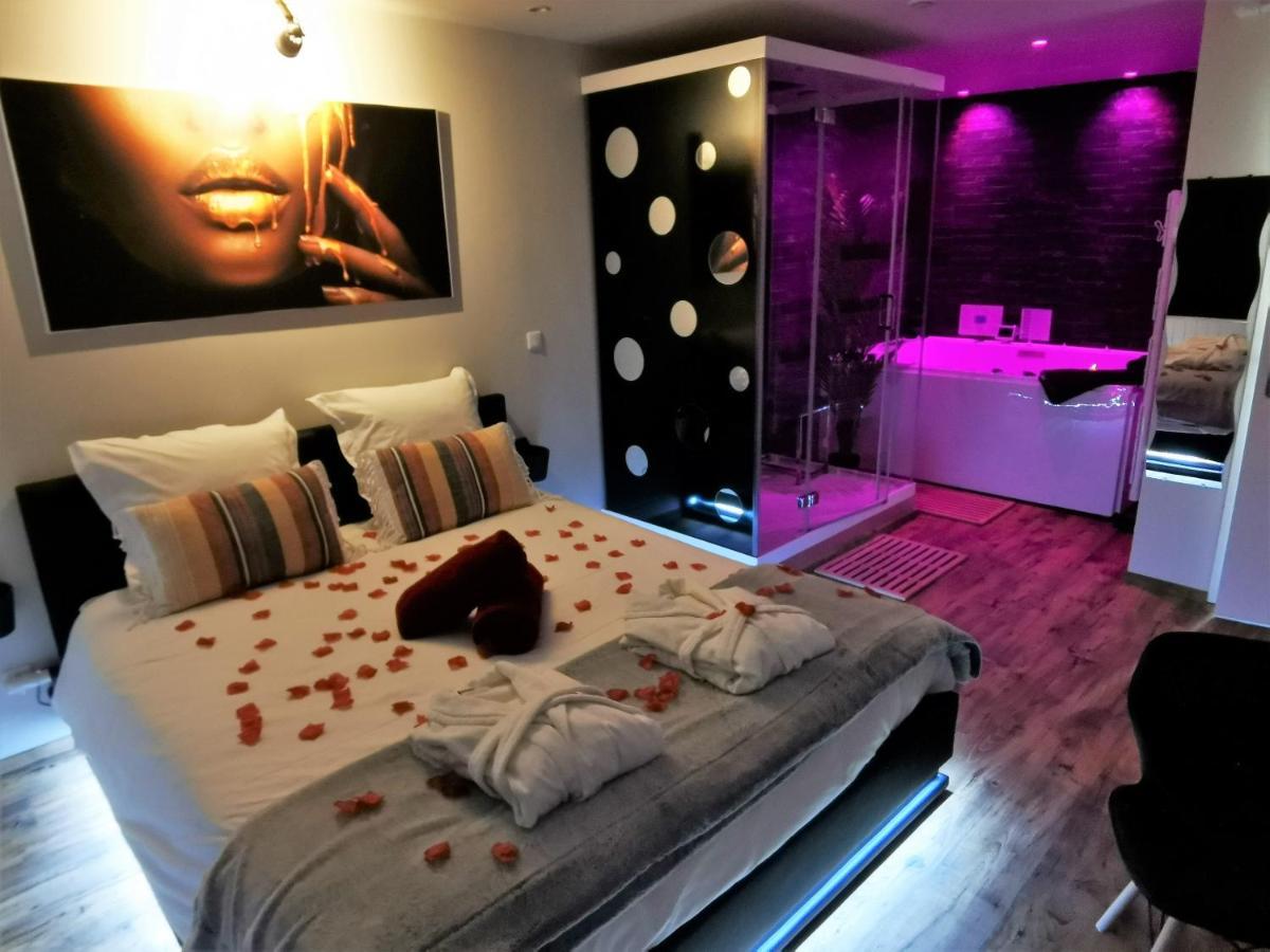 Spa Privatif Love Room, Le Hammam Et Bulles, Chez Nuits Chartraines 샤르트르 외부 사진